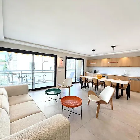 3br, 3 Bathrooms, Terrace, Near Croisette & Palais Des Festivals Apartment *