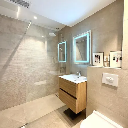 3 Suites, Croisette Next Palais Festivals & Апартаменты Канны