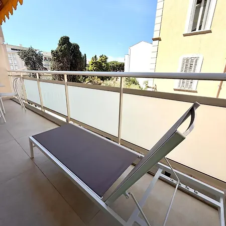 3 Suites, Croisette Next Palais Festivals & *